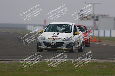 media/Jan-18-2026-CalClub SCCA (Sun) [[8bc6468723]]/Group 3 Race/Turn 1/